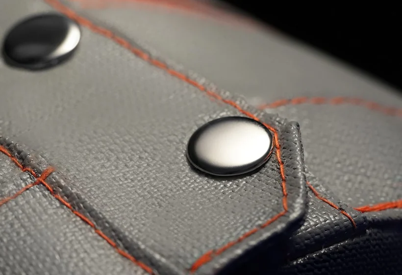 Stainless snap-button fastening on an Inzonex removable cover
