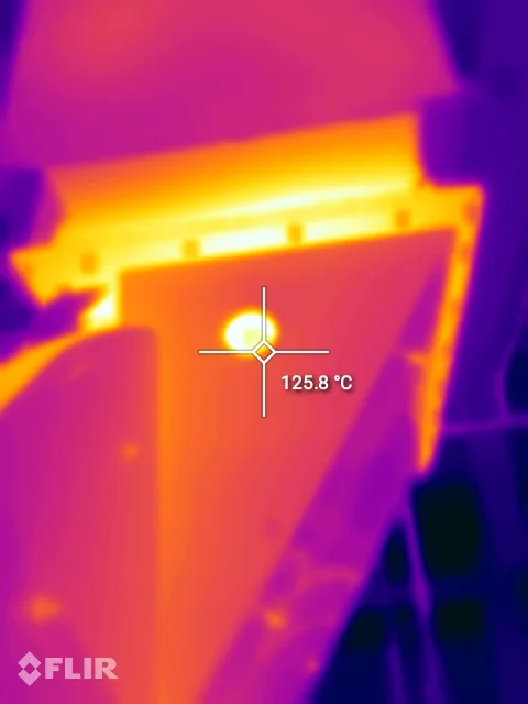 Thermogram: bare flange on the feedwater line