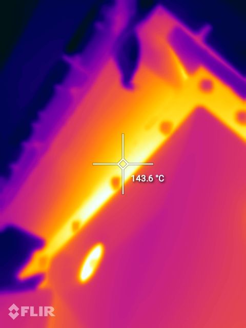 Bare economizer, FLIR thermogram at 144 °C