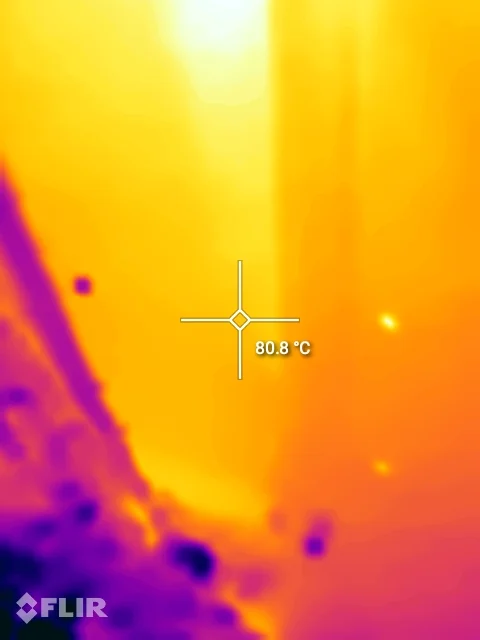 Thermogram of an ironer roof panel, frame average 67.5 C